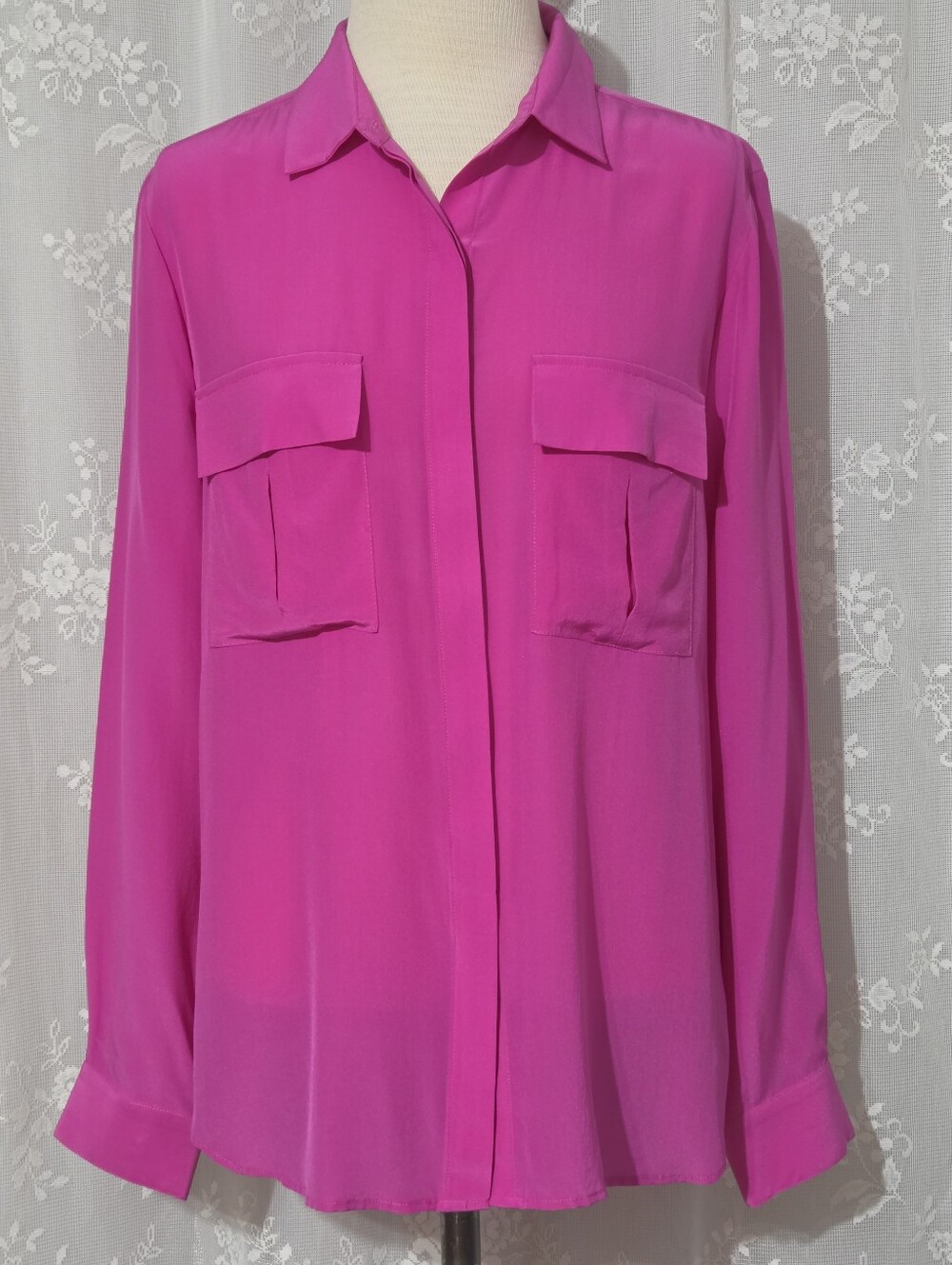 Joe Fresh - Vintage Super Soft 100% Silk Long Sleeve Button Down Shirt